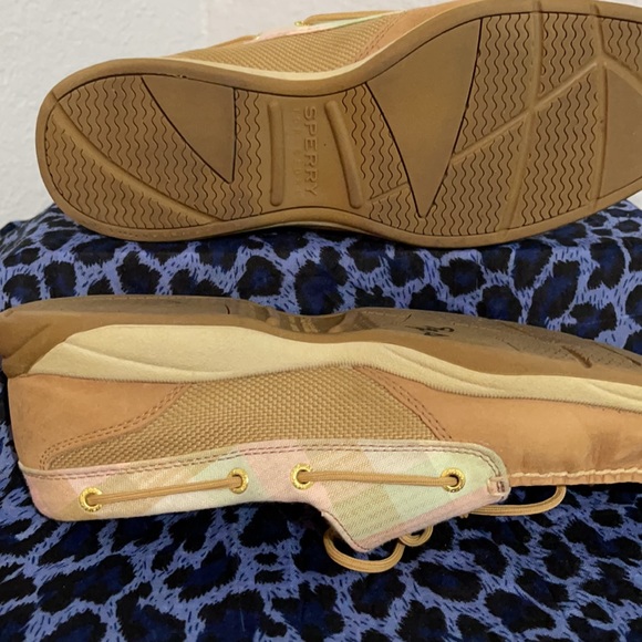 Pre-loved, Sperry tan, women’s loafers - Picture 4 of 6